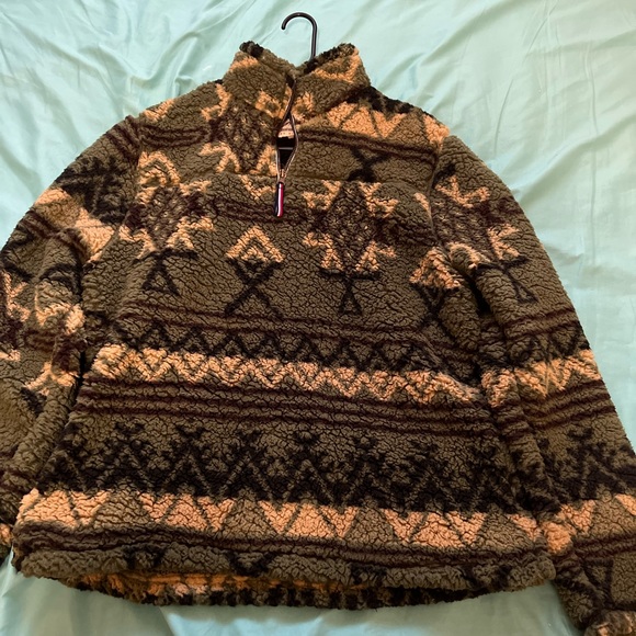 Natural Blue By Visitor Fluffy Green Hoodie - Picture 2 of 4